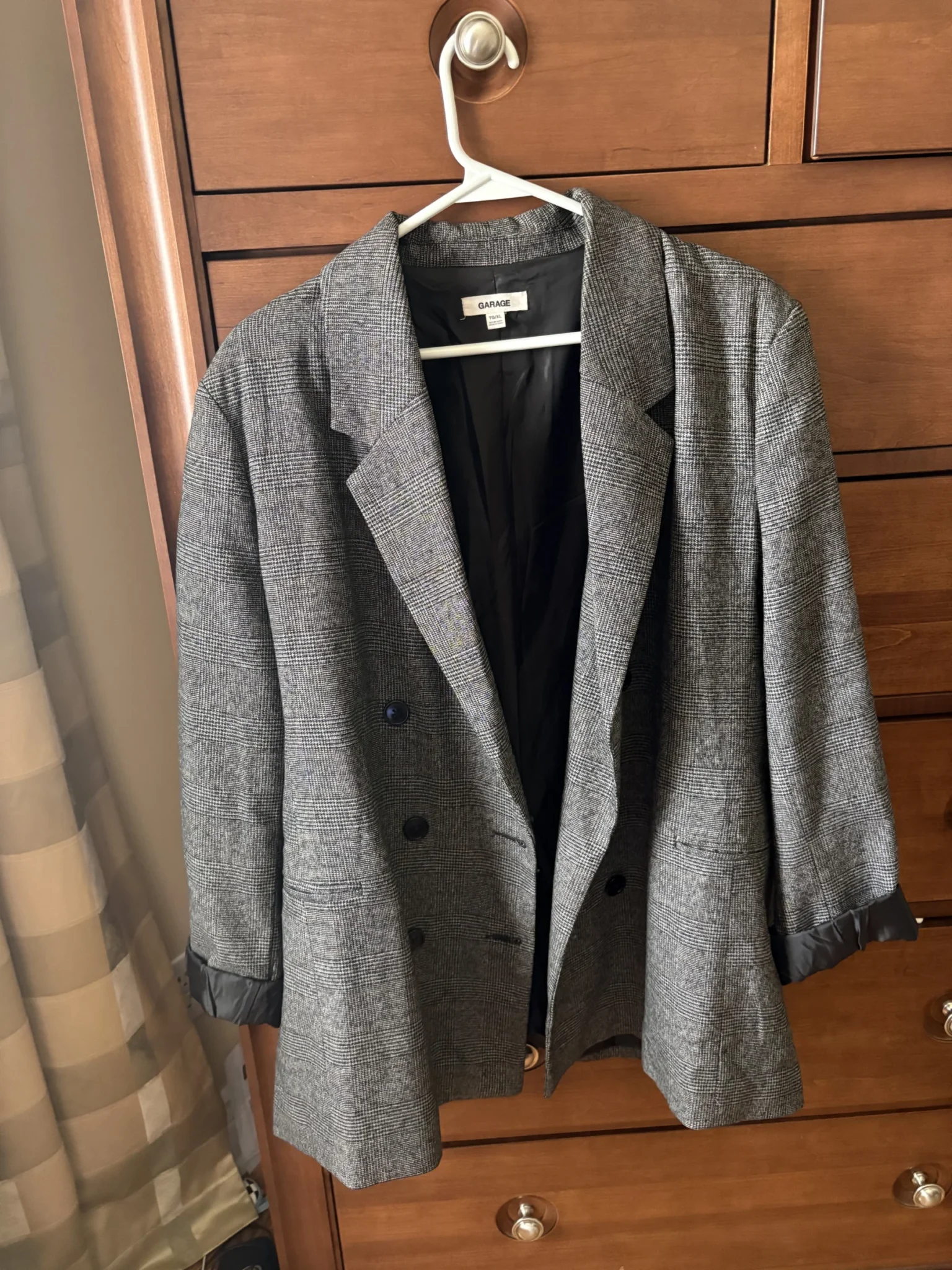 Featured image for Veston oversize gris