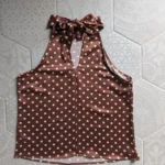 Thumbnail for Blouse sans manches AKA