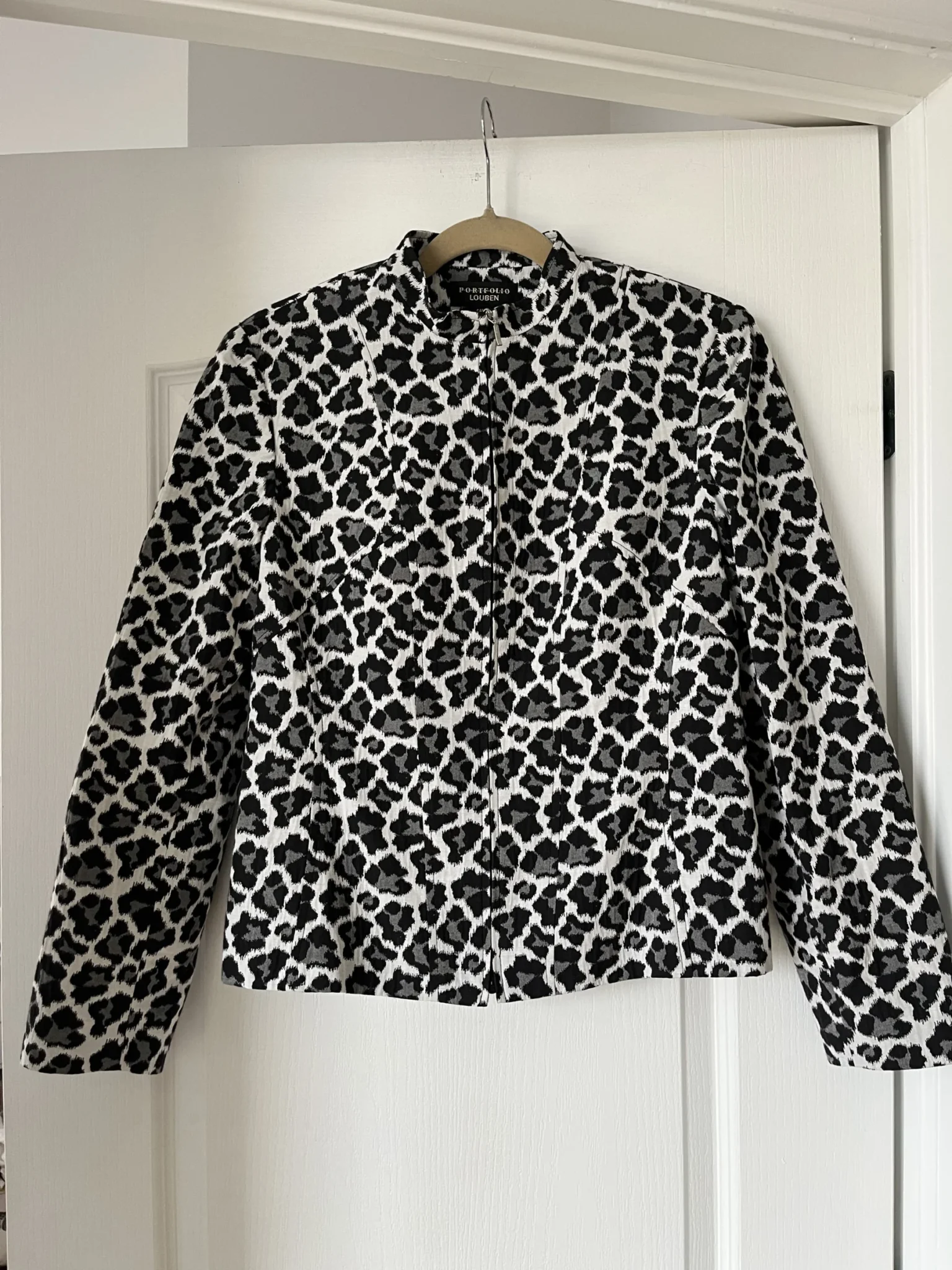 Image for Vintage black and white denim leopard jacket