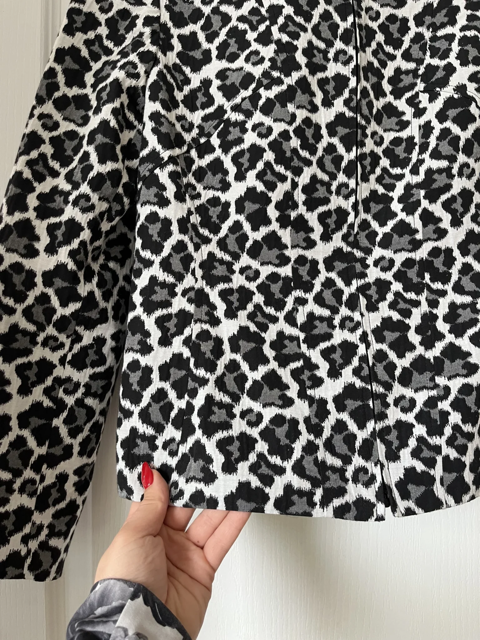 Image for Vintage black and white denim leopard jacket