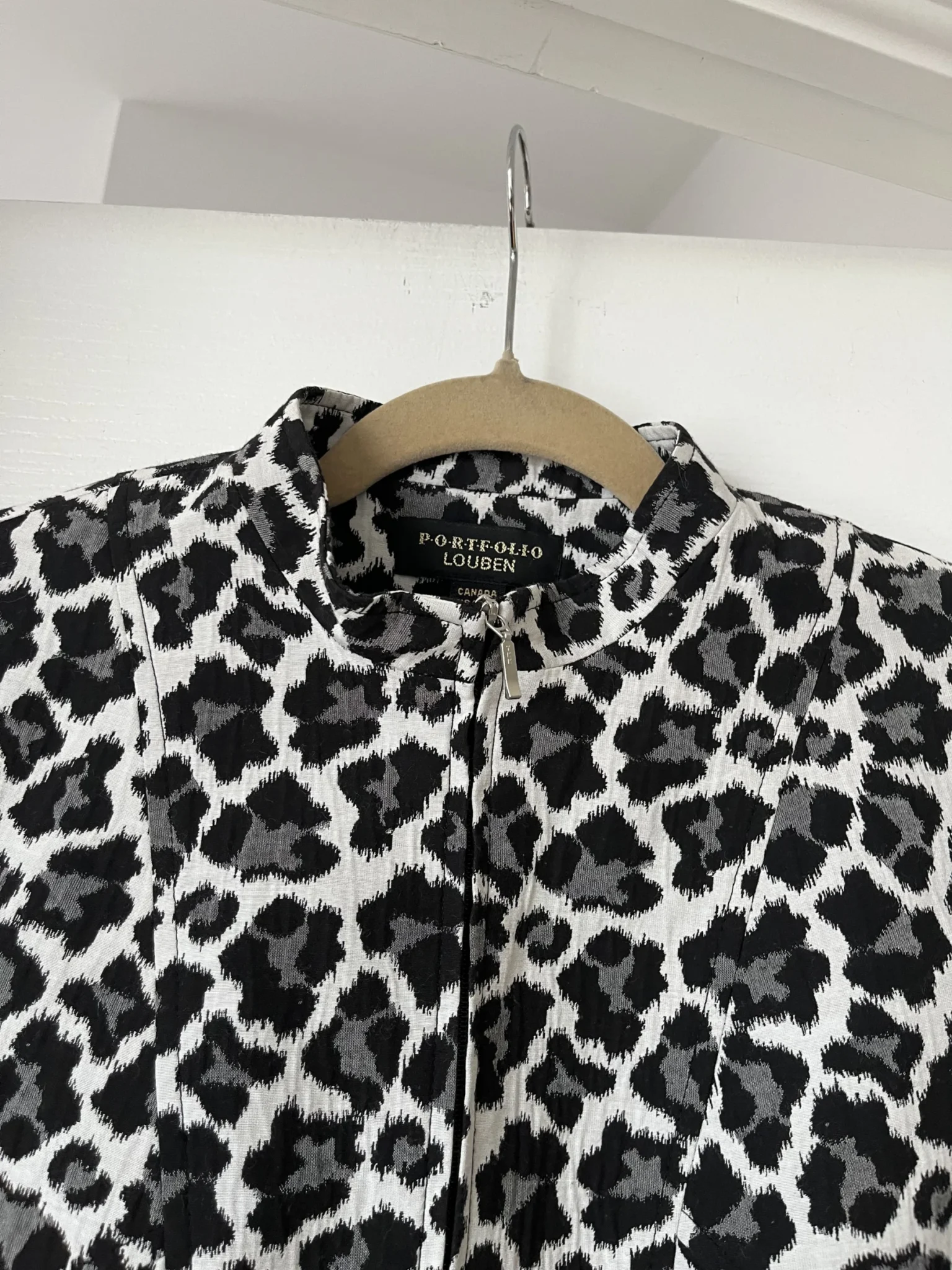 Image for Vintage black and white denim leopard jacket