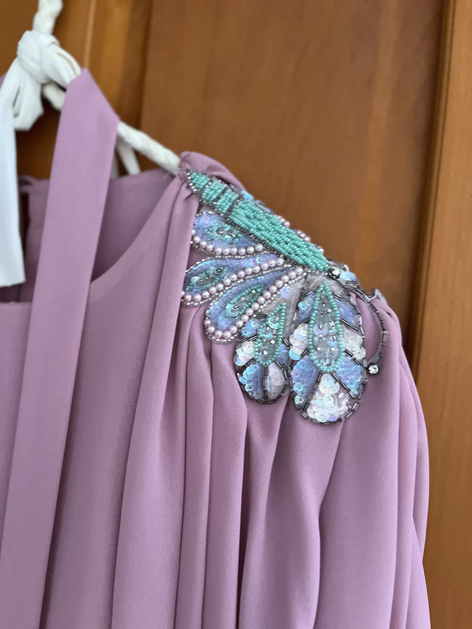 Image for Robe rose rétro perlée
