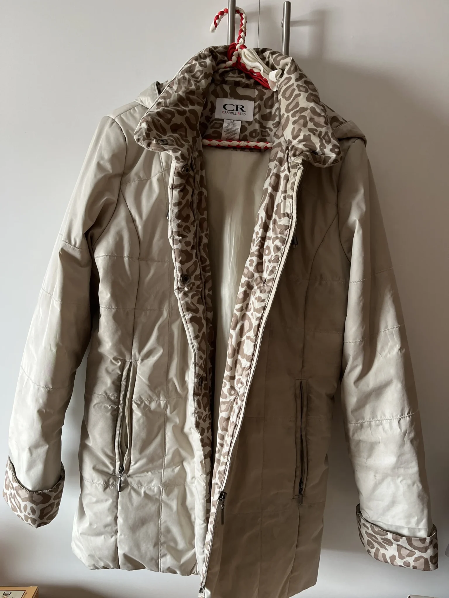 Featured image for Manteau court beige - Carroll Reed
