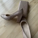 Featured thumbnail for Ensemble chaussures et sac à main