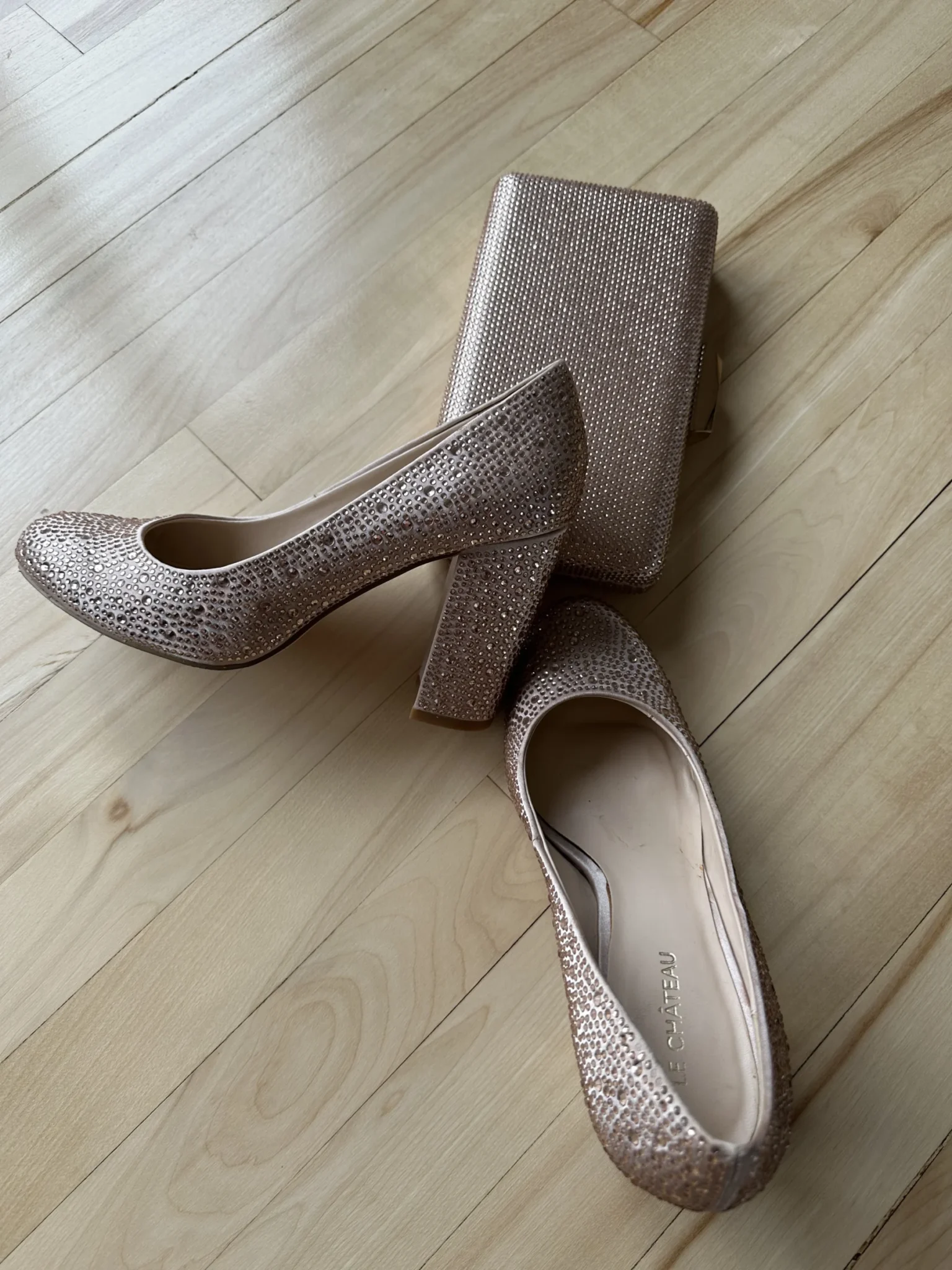 Featured image for Ensemble chaussures et sac à main