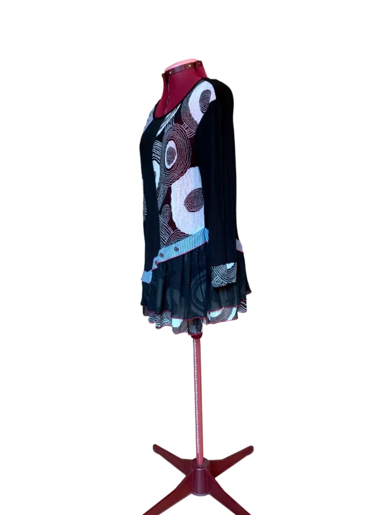 Image for Kaktus – Tunique / robe noire à manches longues avec superposition et motif abstrait – Taille S