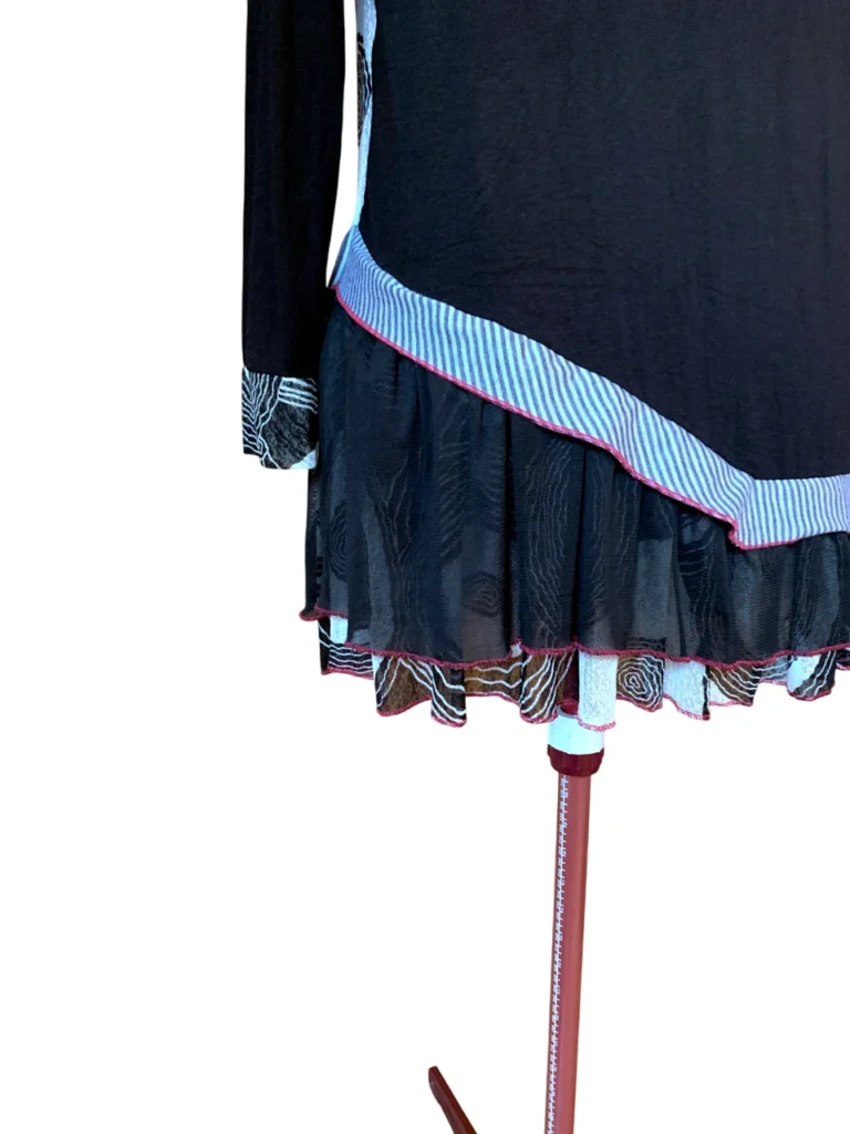 Image for Kaktus – Tunique / robe noire à manches longues avec superposition et motif abstrait – Taille S