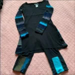 Thumbnail for Myco Anna – Ensemble tunique noire et capri assorti – Taille 3 (M/L)