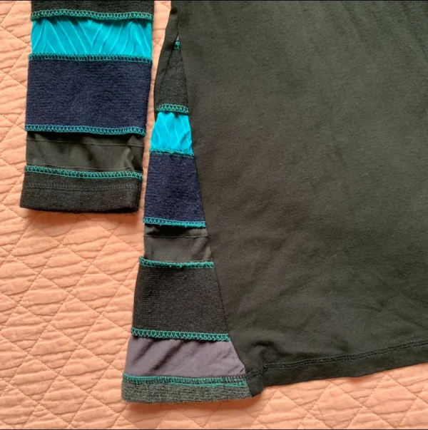 Image for Myco Anna – Ensemble tunique noire et capri assorti – Taille 3 (M/L)