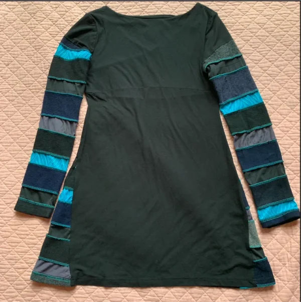 Image for Myco Anna – Ensemble tunique noire et capri assorti – Taille 3 (M/L)