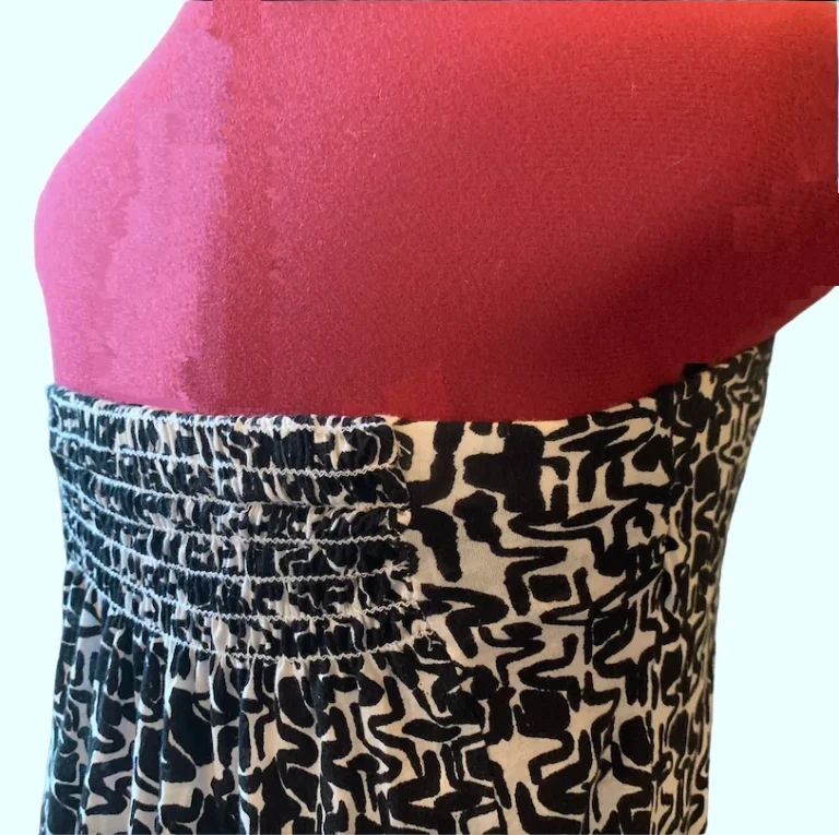 Image for Velvet – Robe courte tube sans bretelles noir et blanc imprimé – Taille M