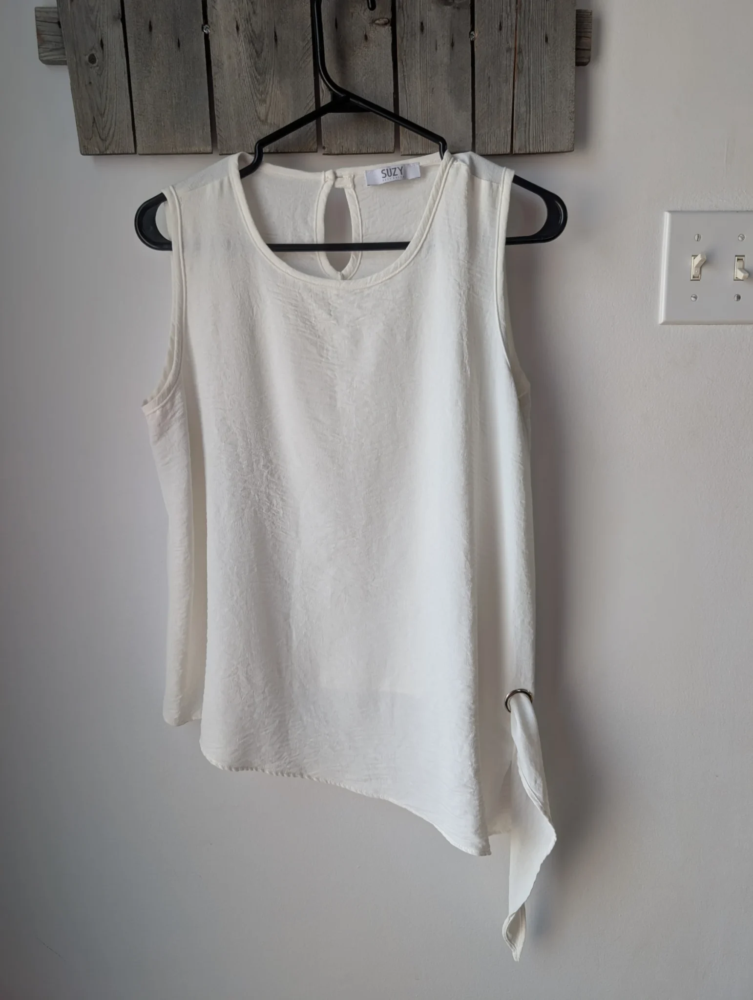 Featured image for Haut Suzy shier