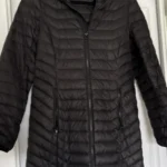 Featured thumbnail for Manteau noir mi-saison