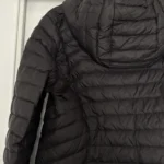 Thumbnail for Manteau noir mi-saison