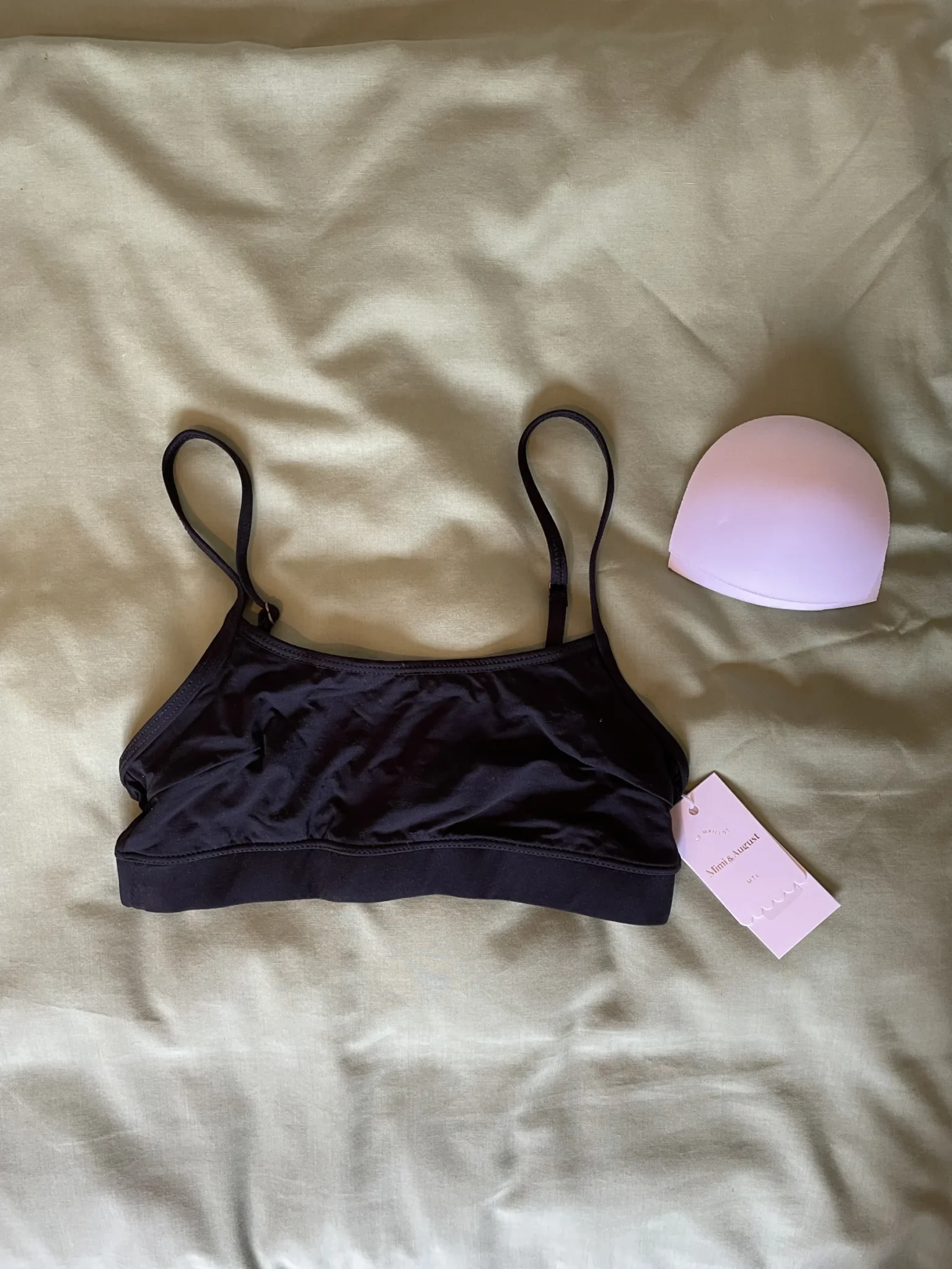 Featured image for Haut de maillot noir Mimi et August