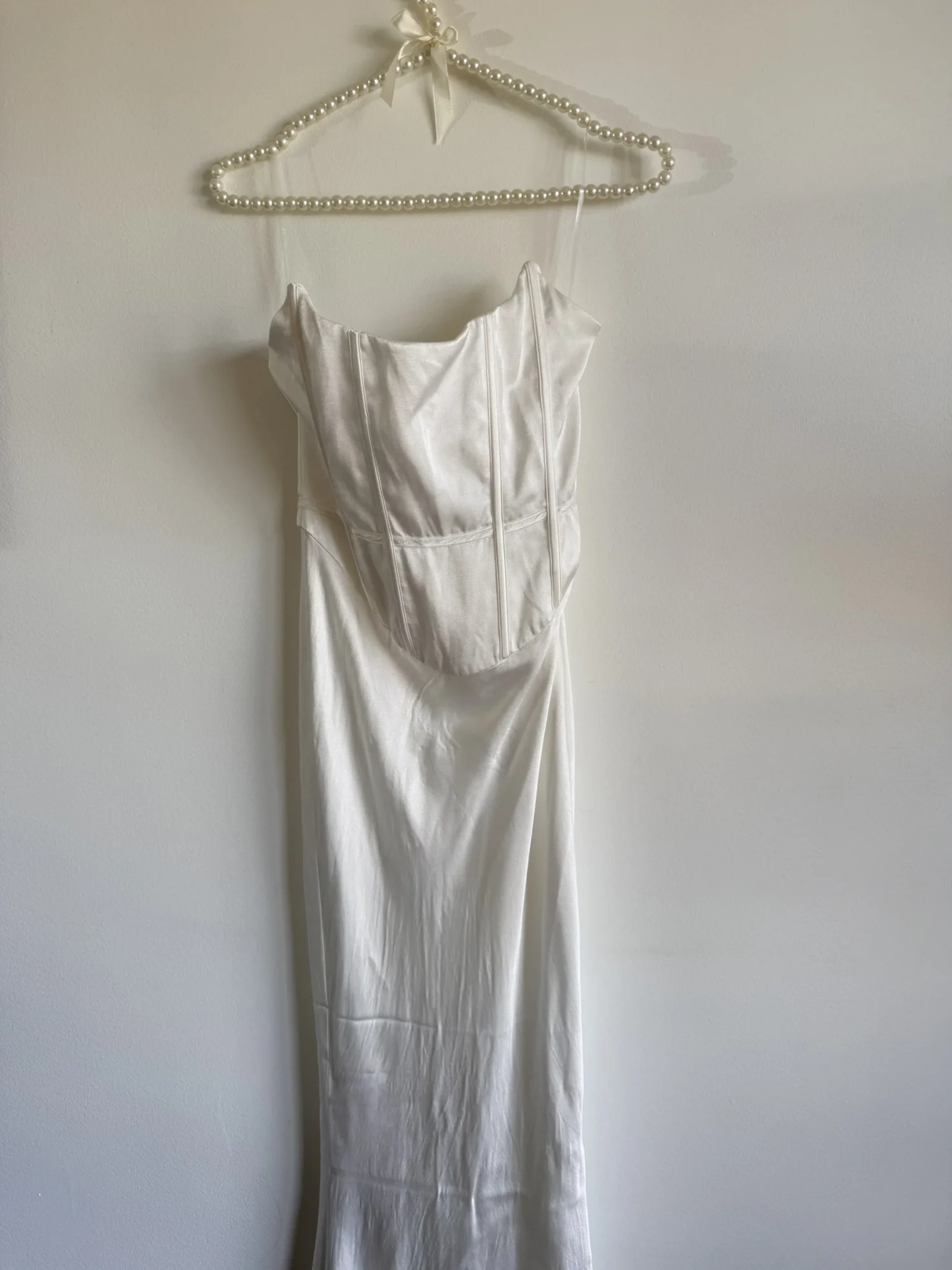 Image for Robe blanche satinée - ivoire