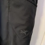 Thumbnail for Arcteryx/Robe Noire Cintrée Sz L