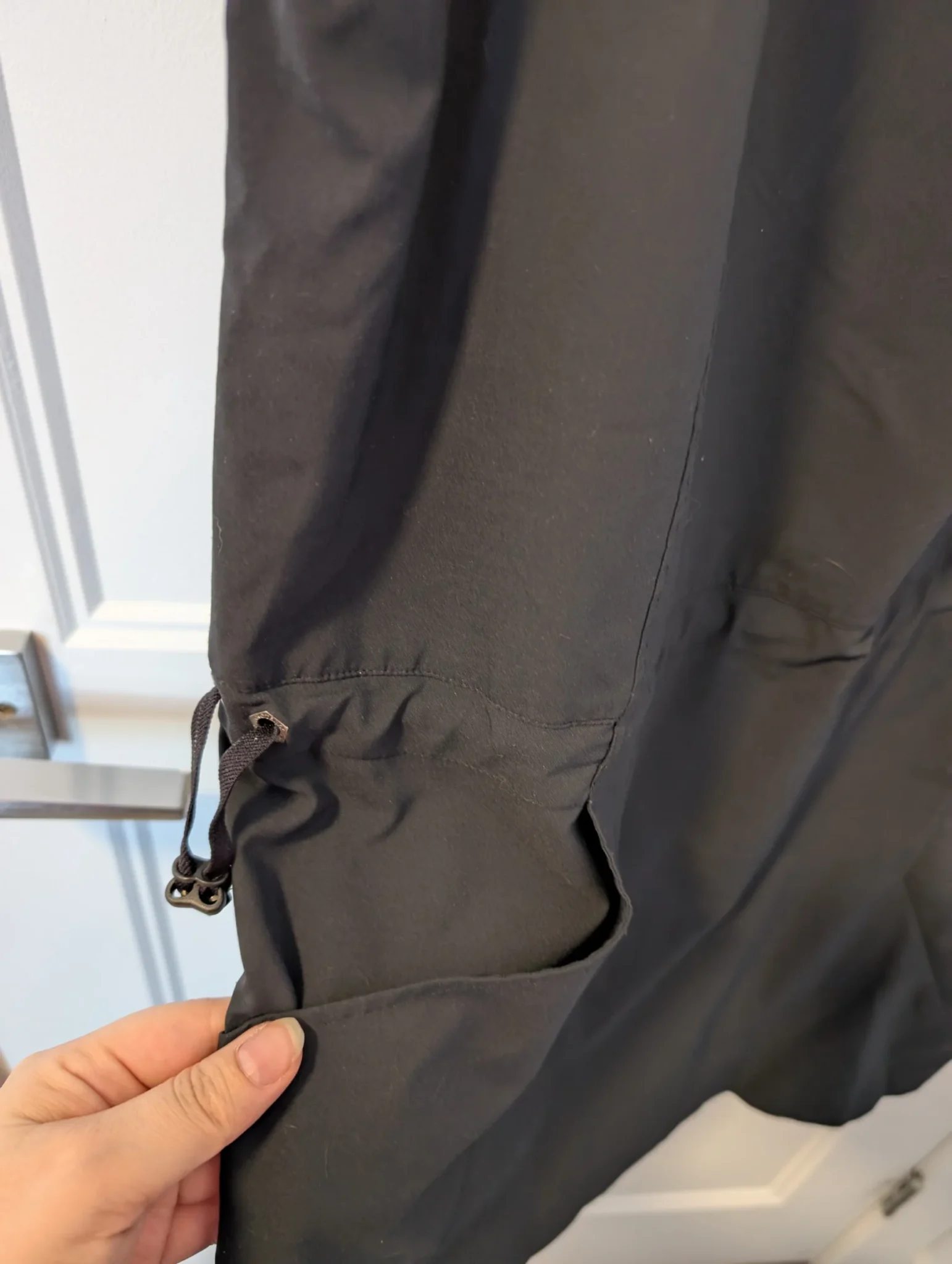 Image for Arcteryx/Robe Noire Cintrée Sz L