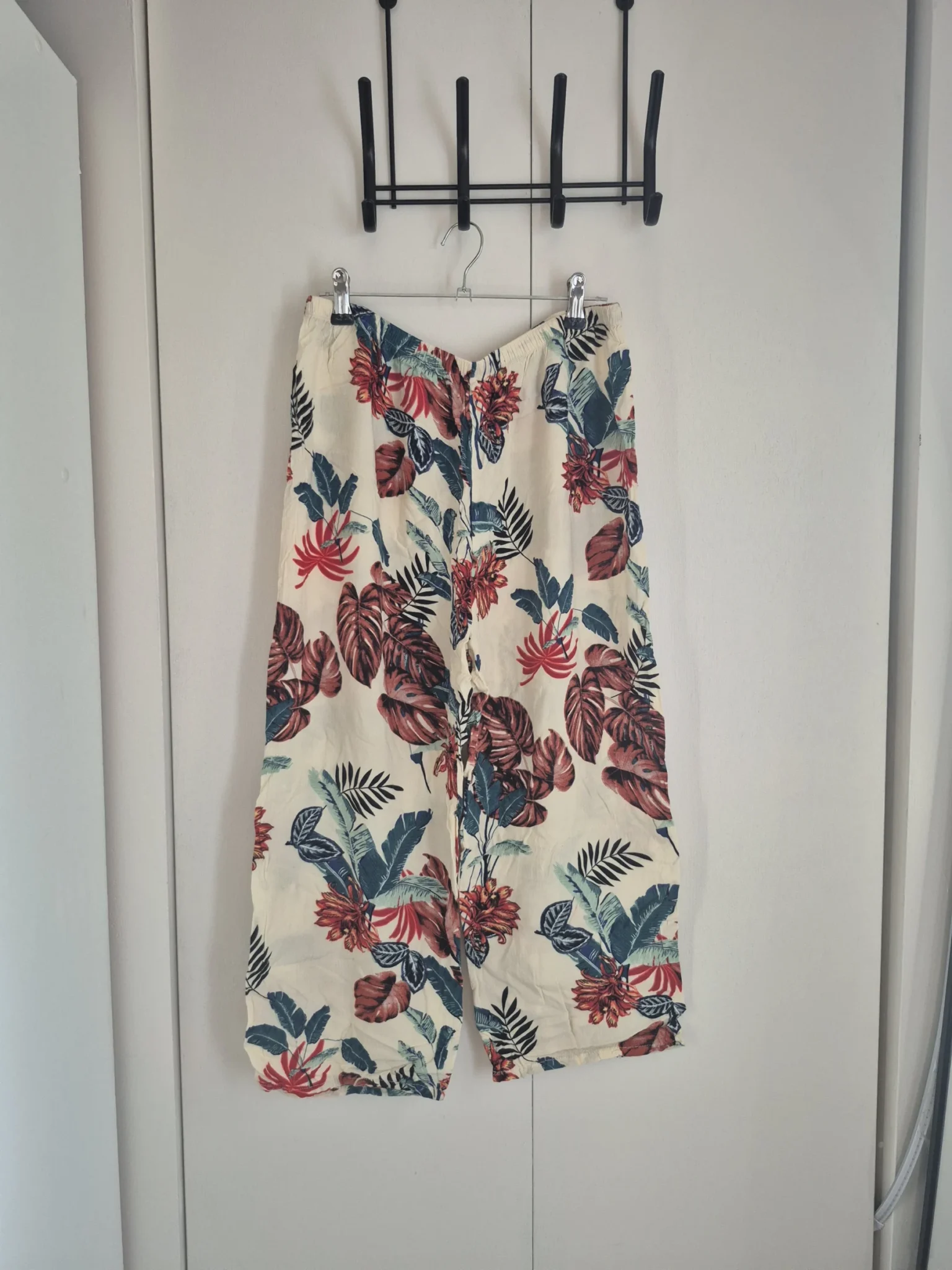 Featured image for Pantalon tropical Small