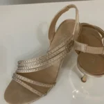 Featured thumbnail for Chic pumps/ Sandals