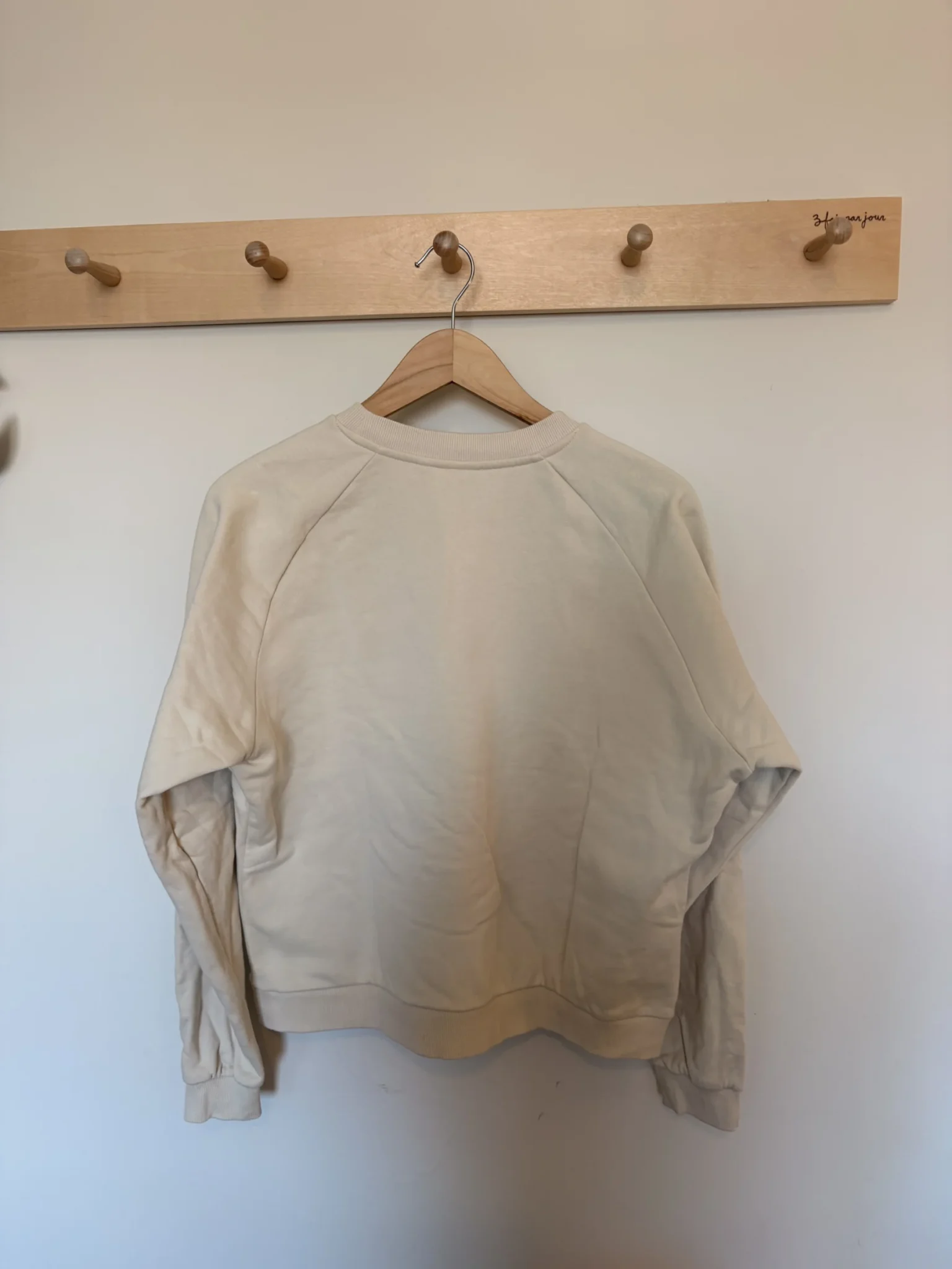 Image for Chandail beige ❤️