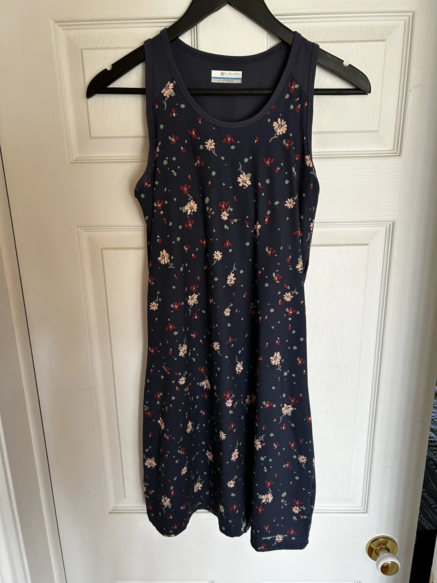 Featured image for Robe à motif Columbia avec brassière intégrée