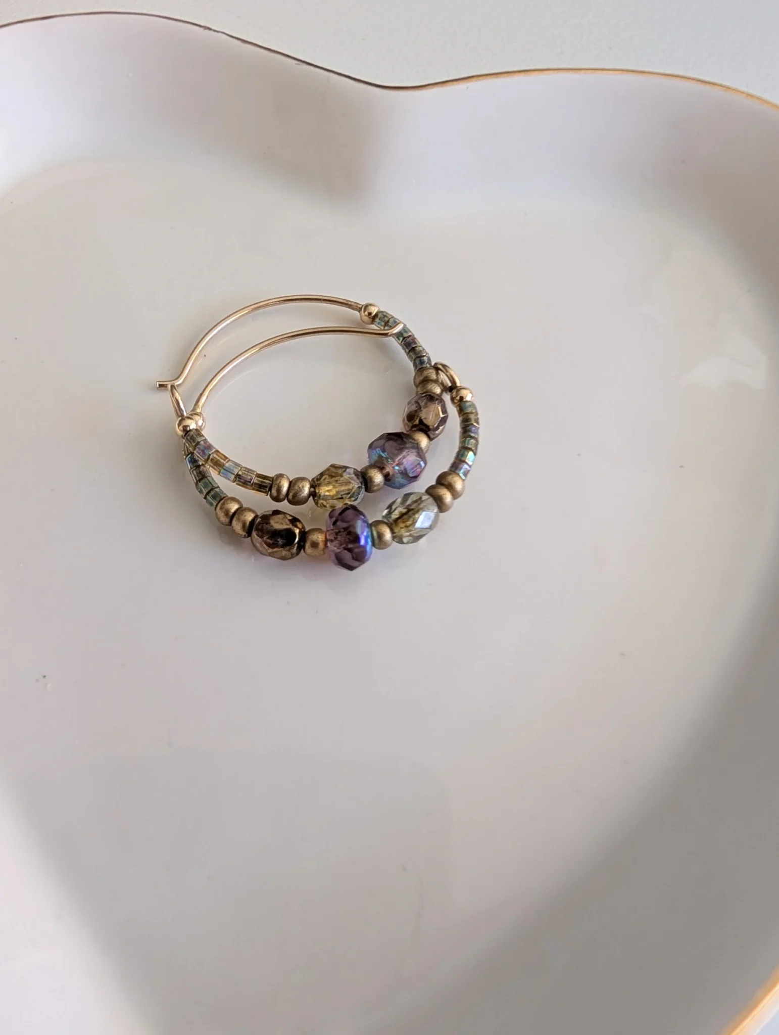 Featured image for Anneaux avec cristaux