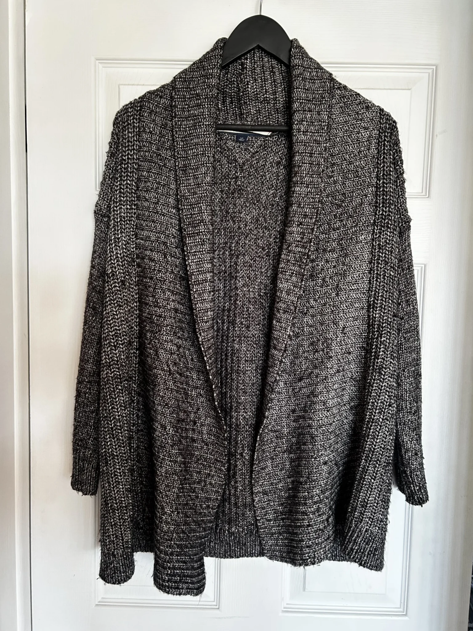 Featured image for Veste longue sans boutons