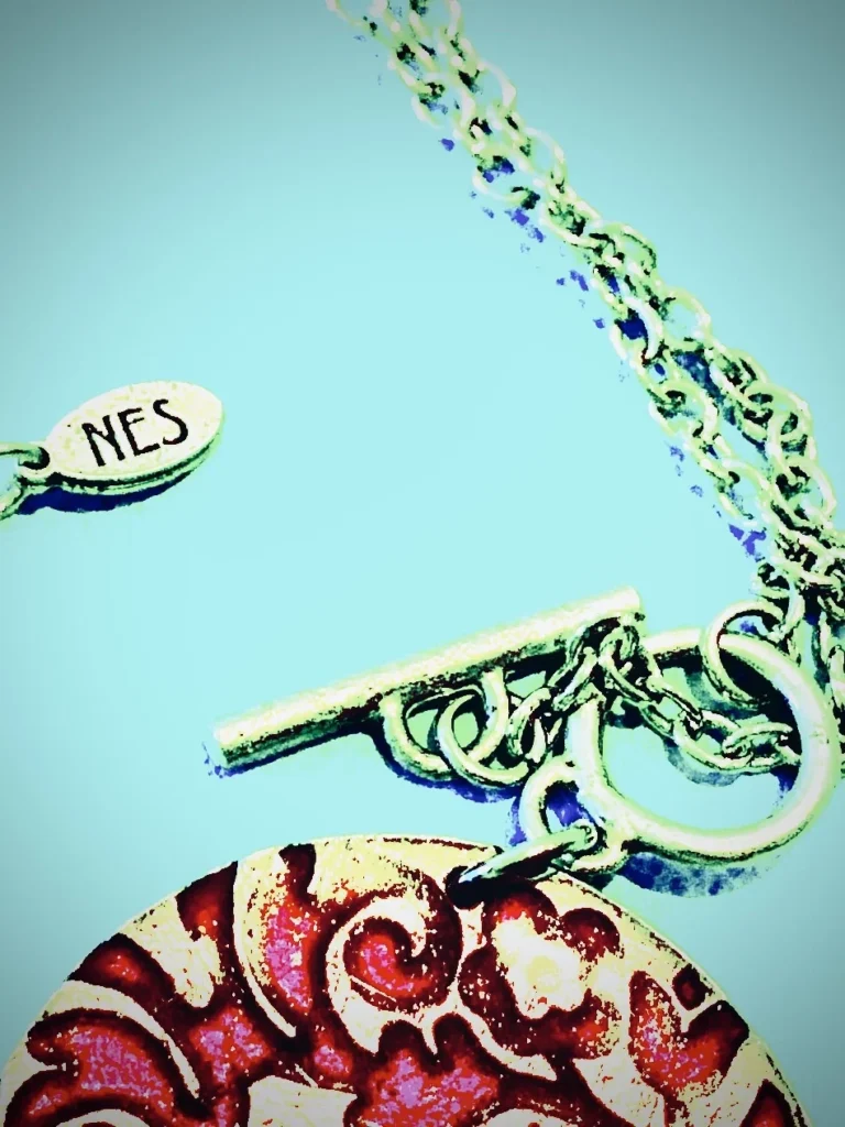 Image for Création NES Montréal - Collier création Québécoise