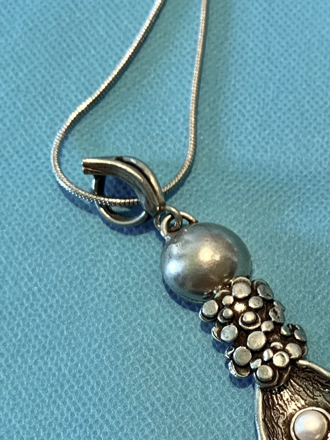 Image for Création Osmose - Collier en étain et perles
