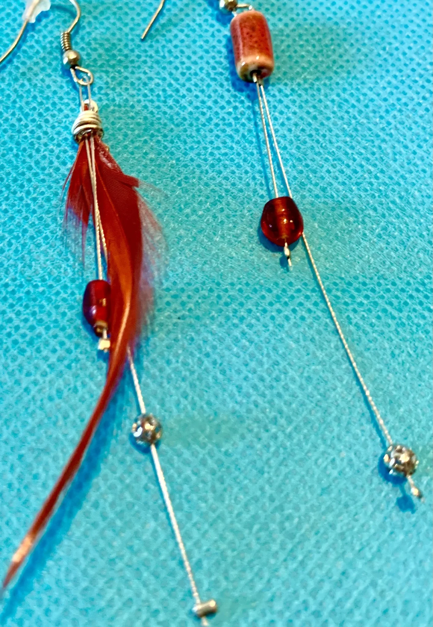 Image for Artisane Québécoise - Boucles d'oreille à plumes