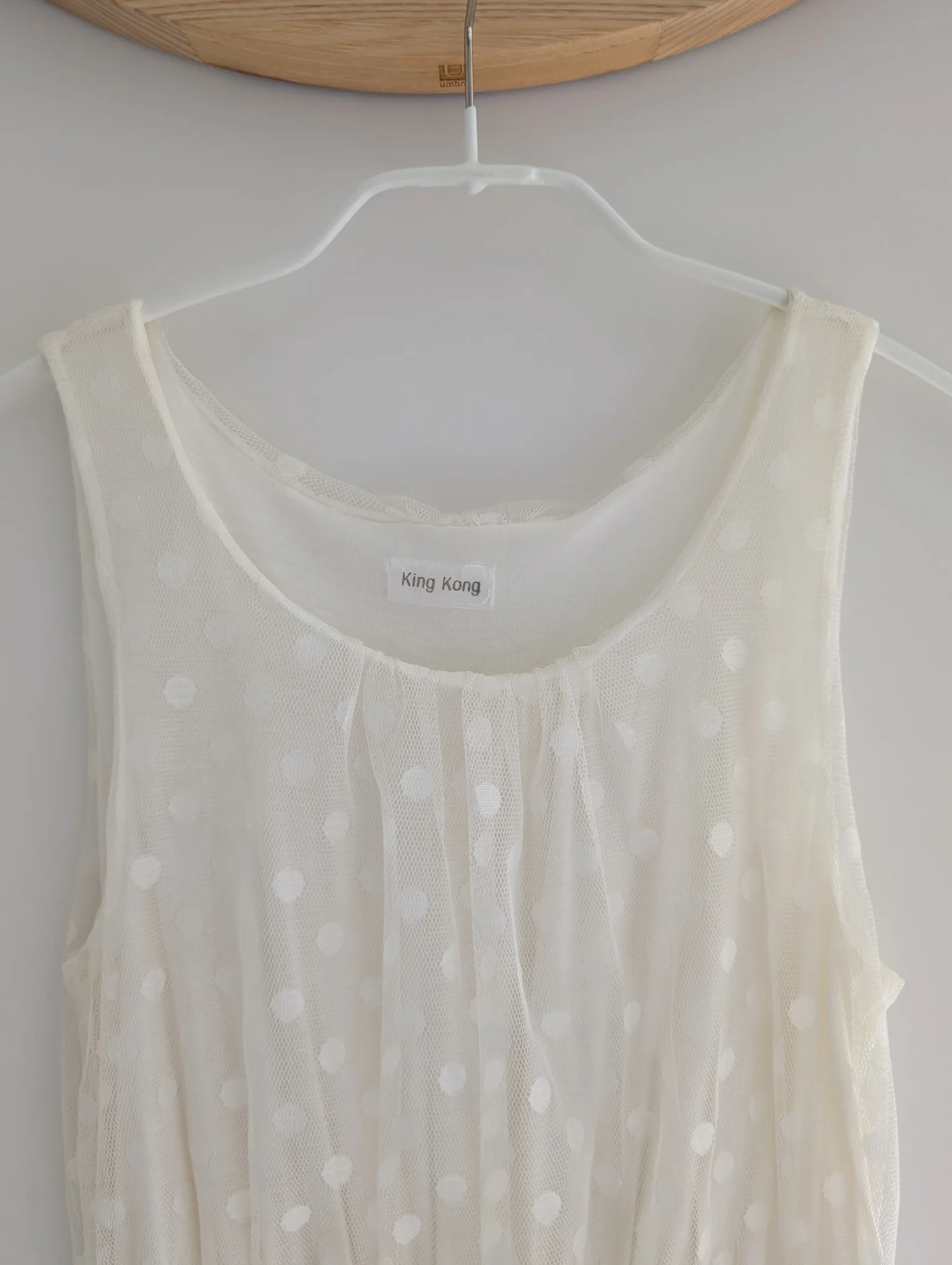 Image for Robe tule ivoire à pois