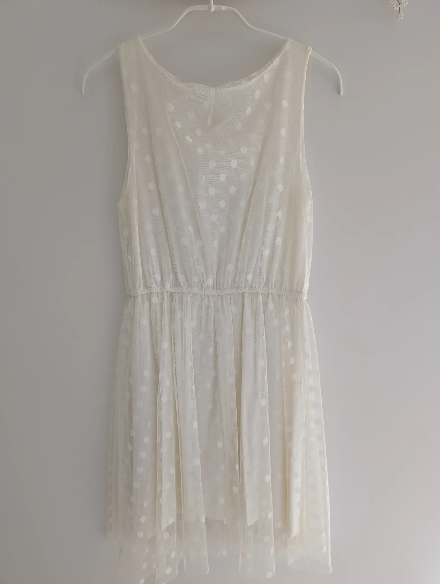 Image for Robe tule ivoire à pois
