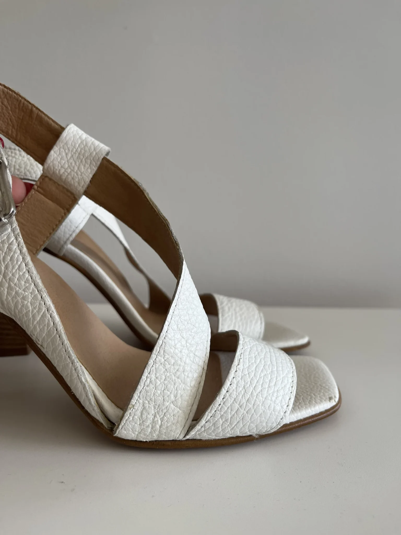 Image for Intervalle sandals size 40 off-white with wooden heels