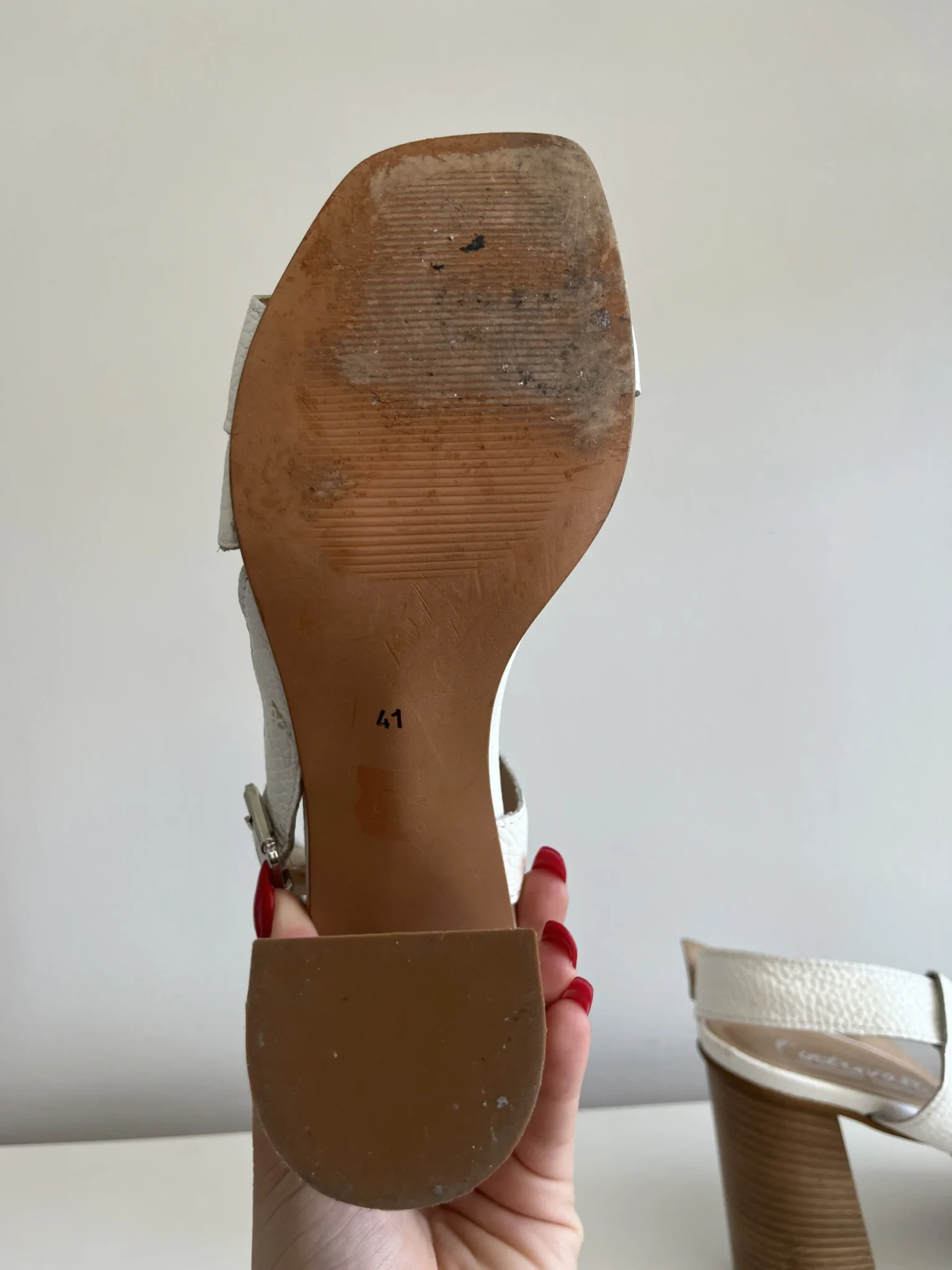 Image for Intervalle sandals size 40 off-white with wooden heels