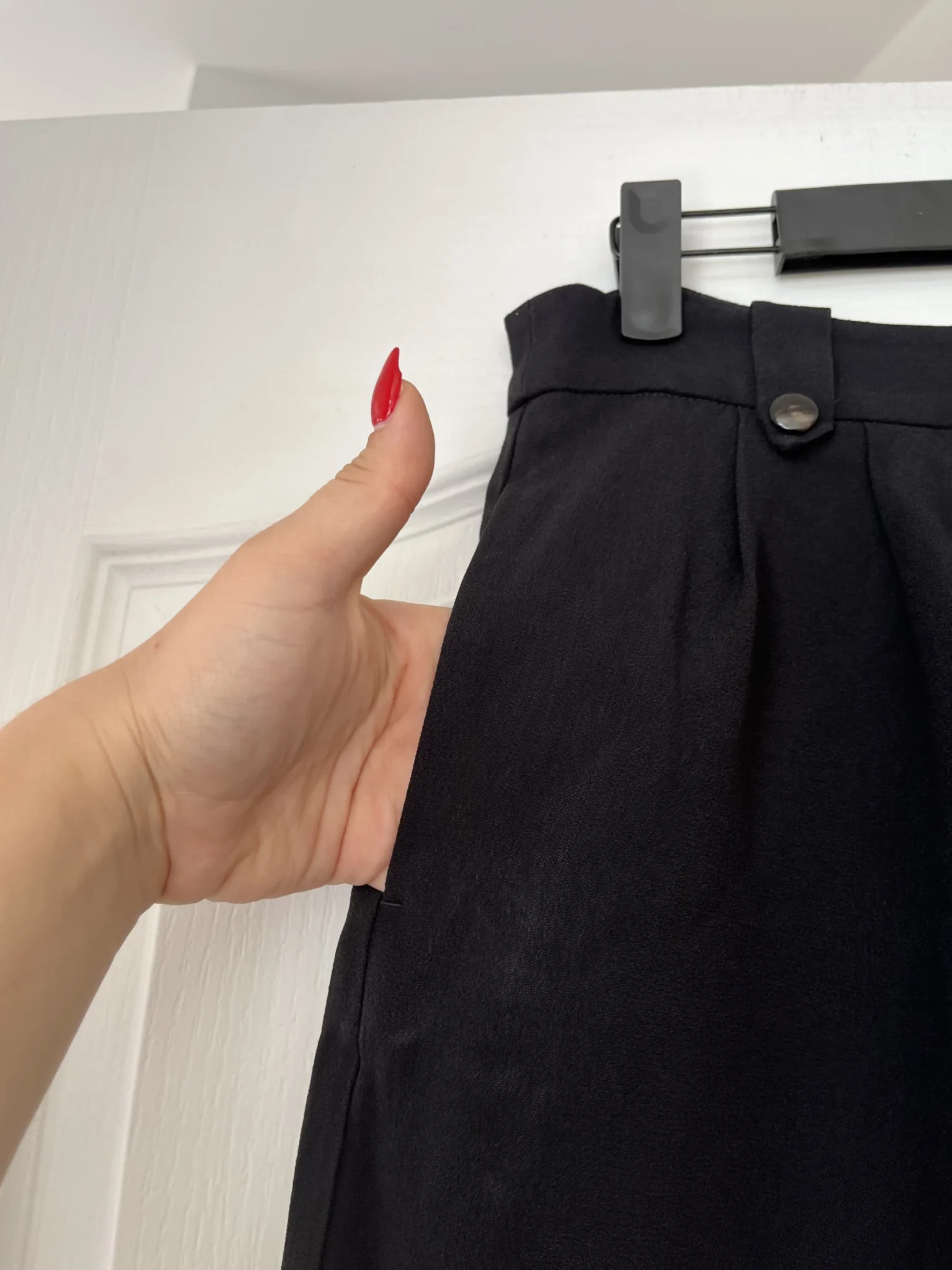 Image for Sézane trousers model Loulou size 40 black