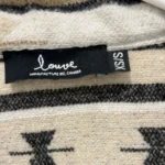 Thumbnail for Louve Design lightweight coat