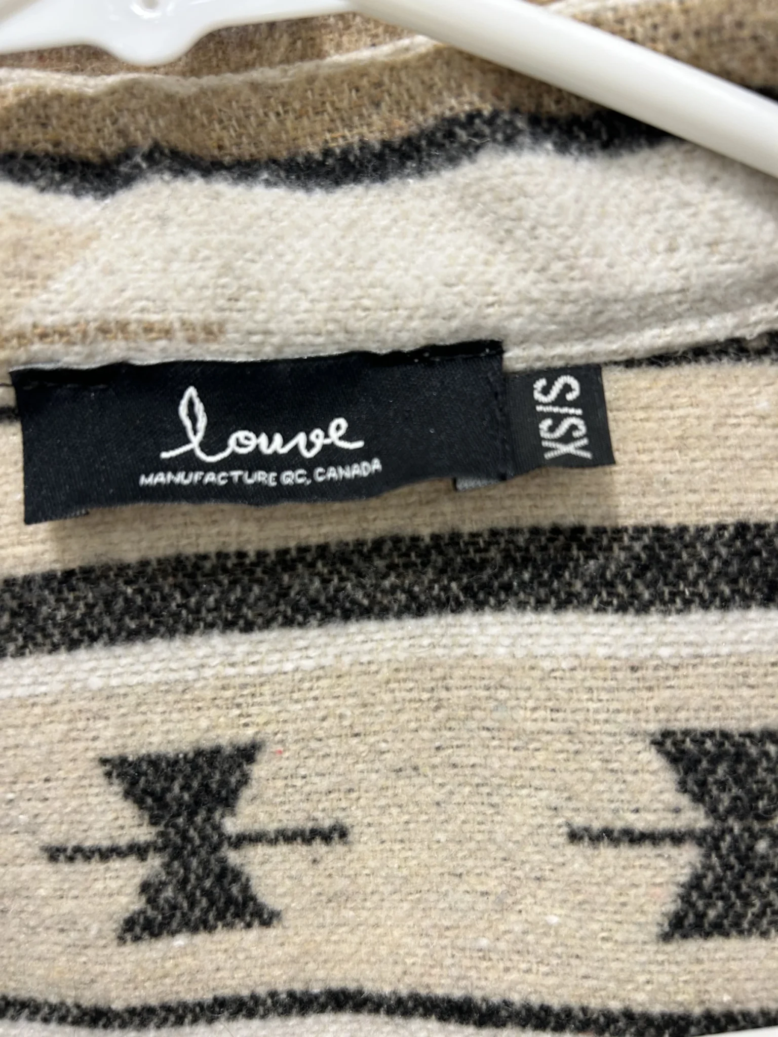 Image for Louve Design lightweight coat