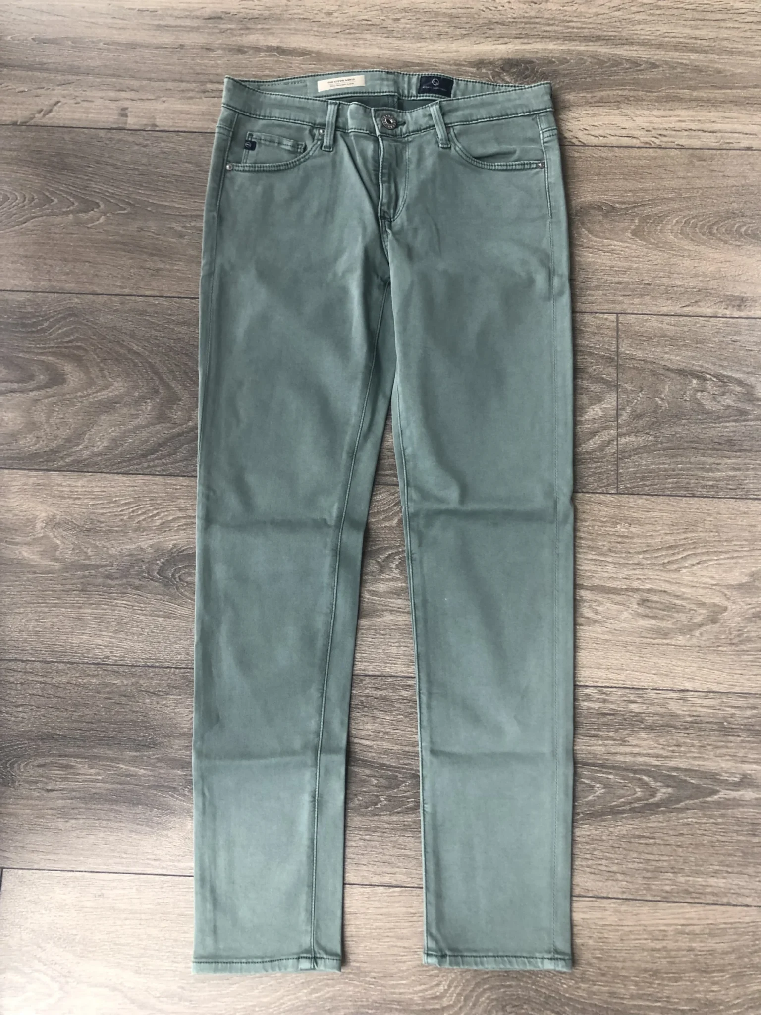 Featured image for AG Stevie Ankle Jeans 26