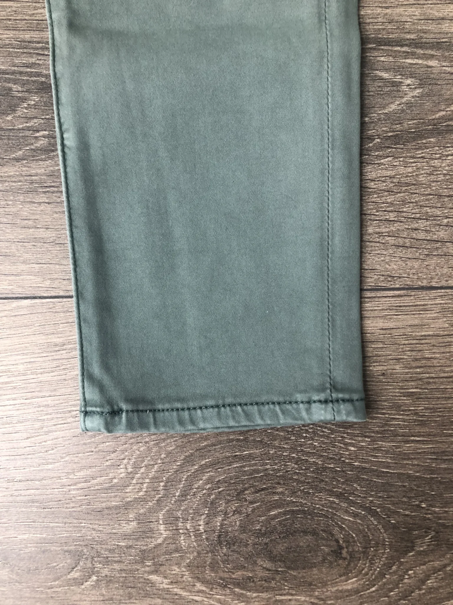 Image for AG Stevie Ankle Jeans 26