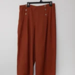 Thumbnail for Pantalon large, mi-mollet