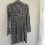 Thumbnail for Manteau mi-long noir et blanc Le Château