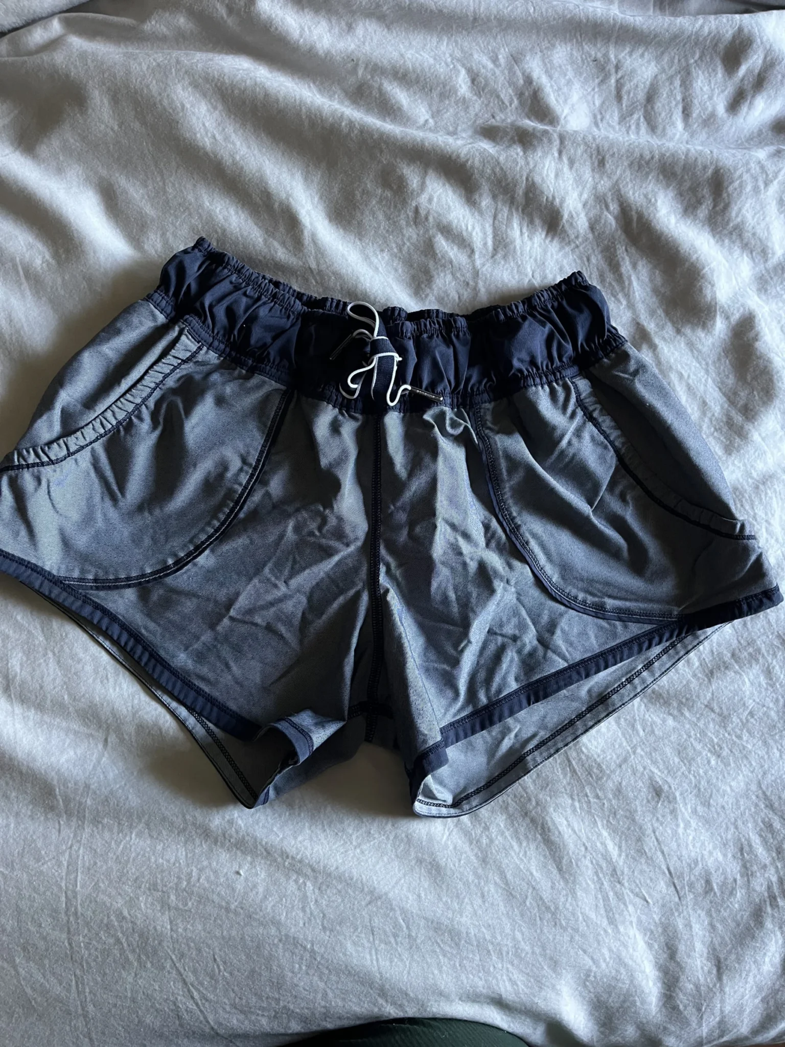 Featured image for Short lululemon