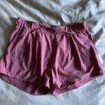 Featured thumbnail for Short sport lululemon