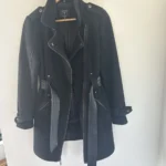 Featured thumbnail for Manteau automne-hiver noir Guess