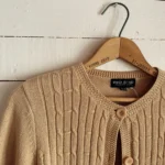 Thumbnail for Cardigan jaune vintage