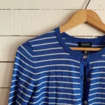 Featured thumbnail for Cardigan rayé bleu ciel