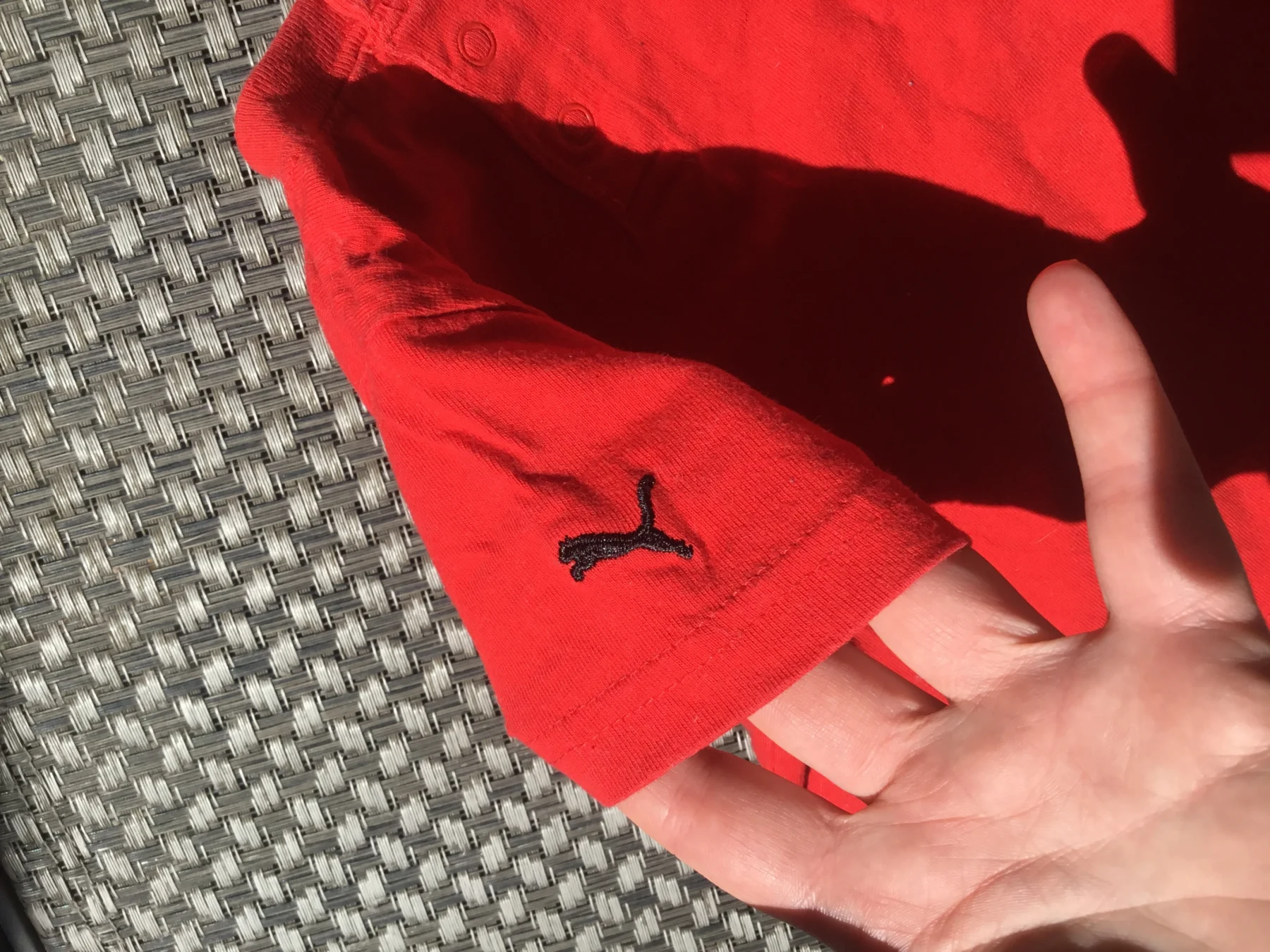 Tee shirt rouge puma bébé unisexe, 6 - 9 mois fait petit Puma seconde main