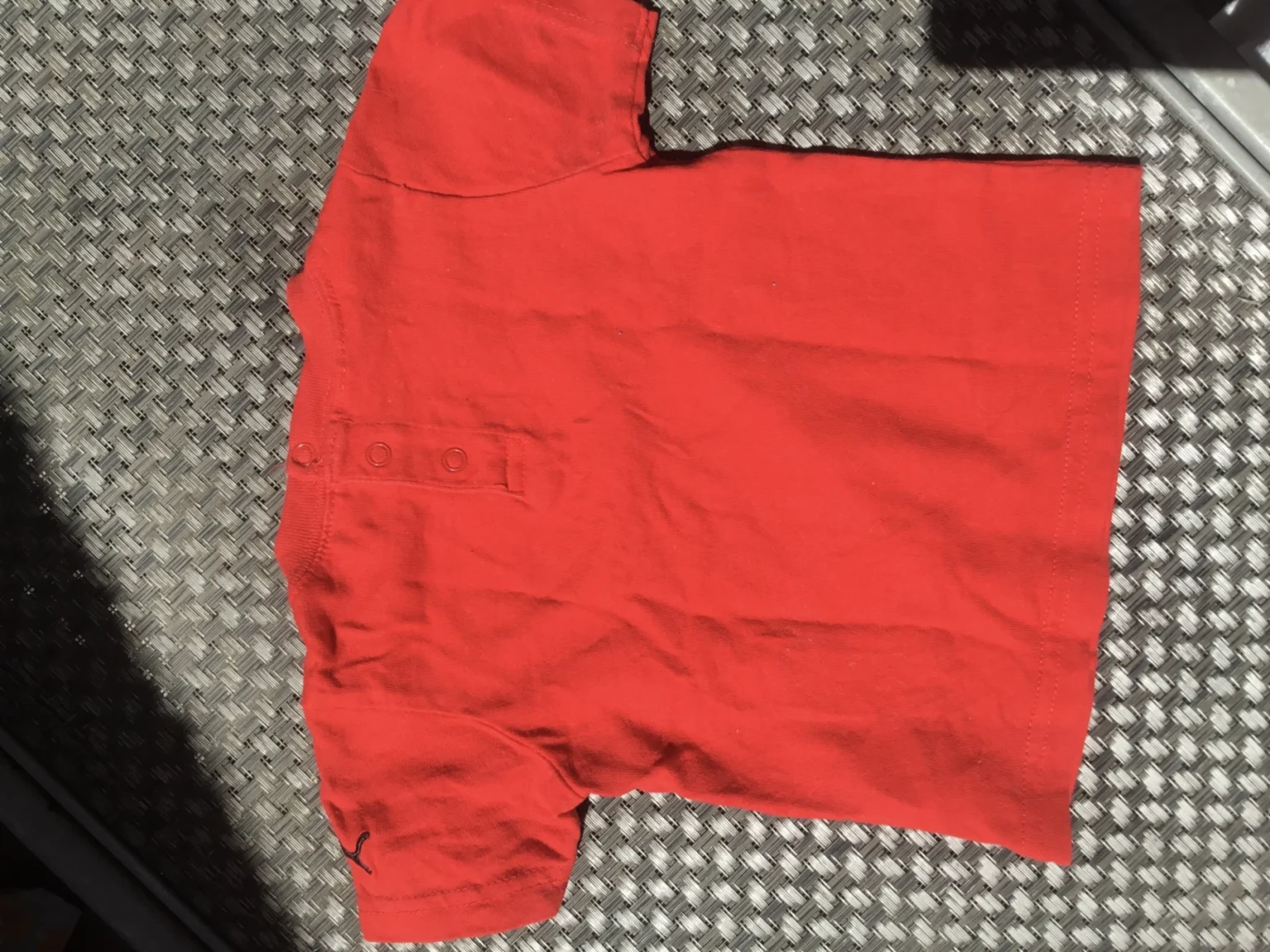 Image for Tee shirt rouge puma bébé unisexe, 6 - 9 mois fait petit