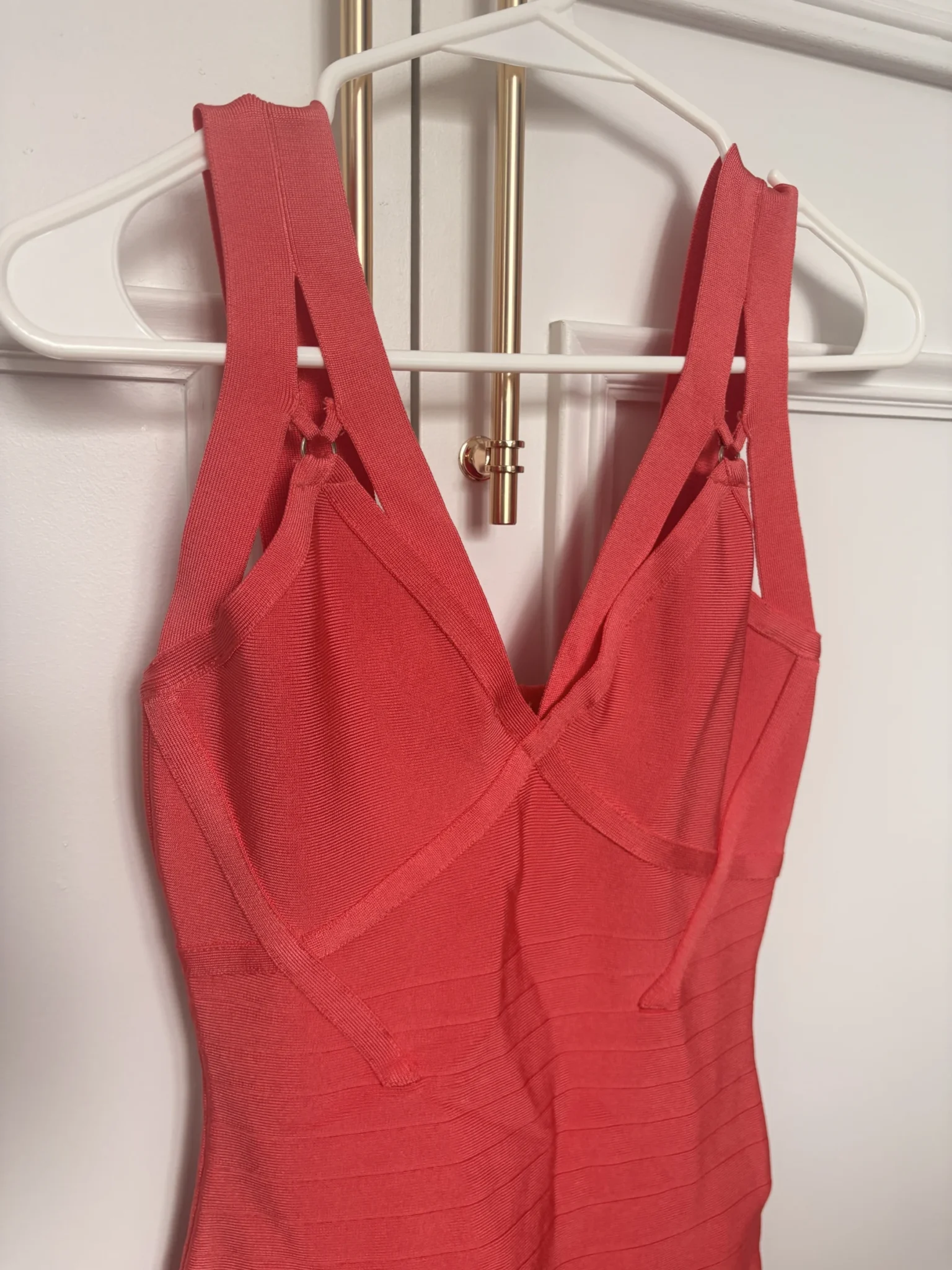 Featured image for Robe chic Marciano corail